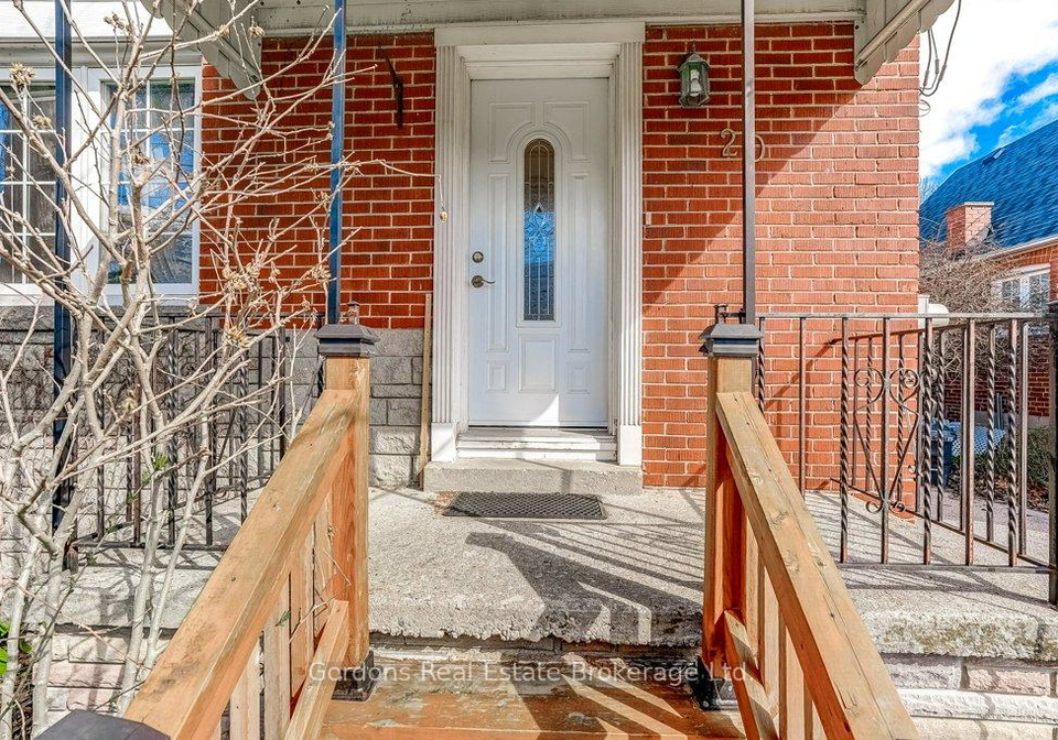 20-gardens-crescent-scarborough-ontario-e13034310
