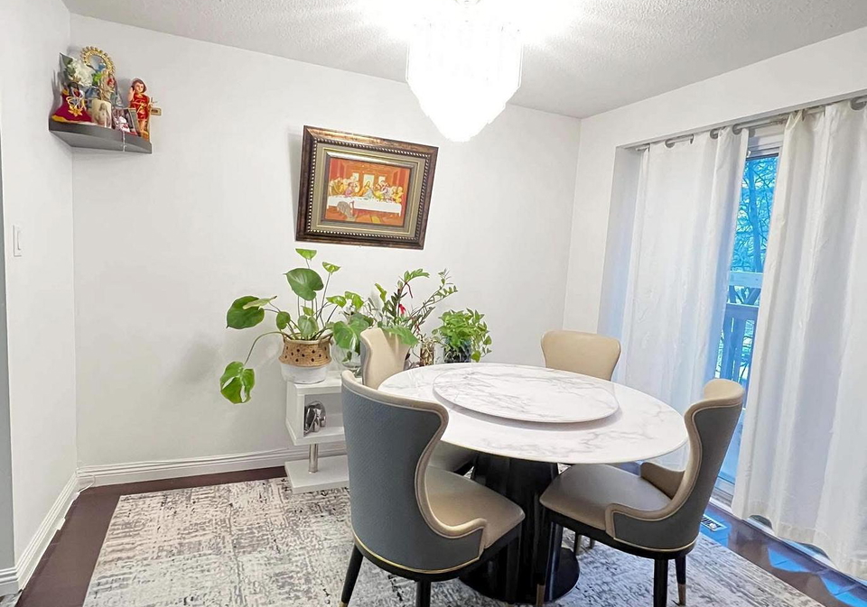 10dundalk-drive-scarborough-ontario-e13034790