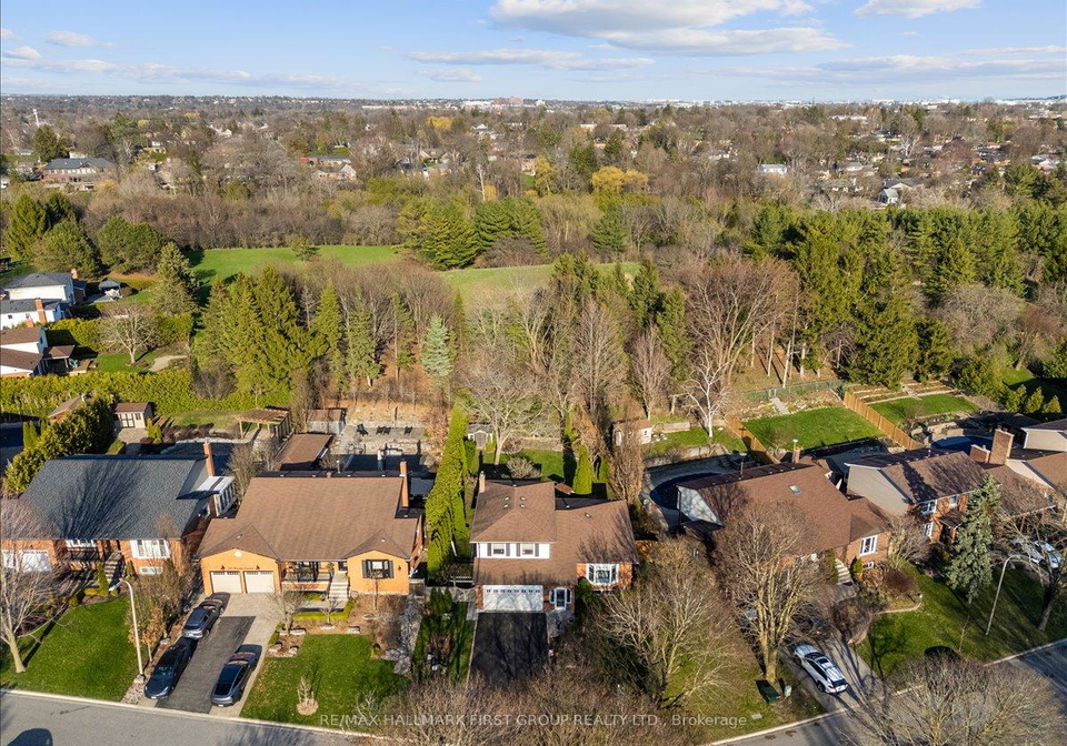 68-resolute-crescent-whitby-ontario-e13034956
