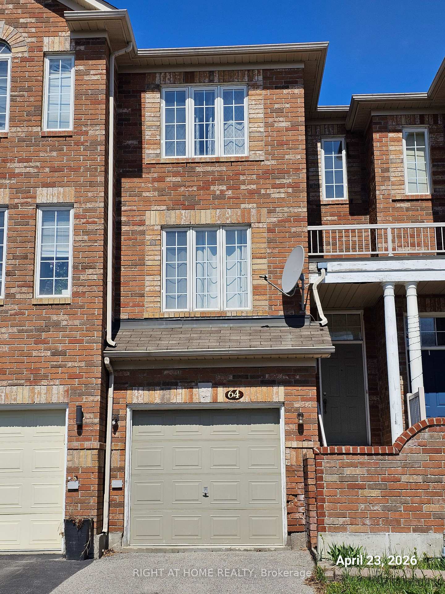 64-conn-smythe-drive-scarborough-ontario-e13035412