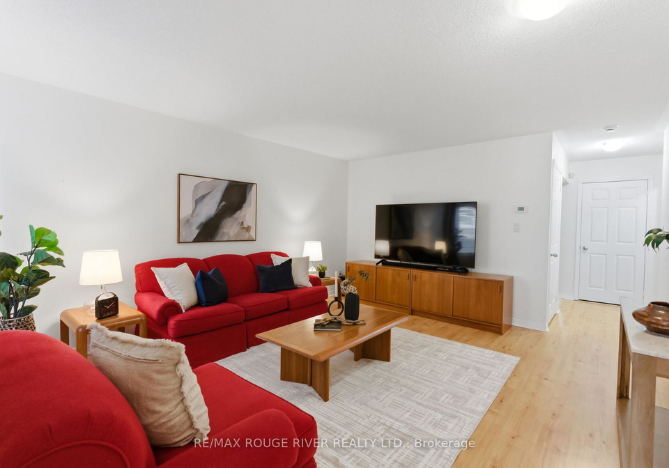 1154-meath-drive-oshawa-ontario-e13035472
