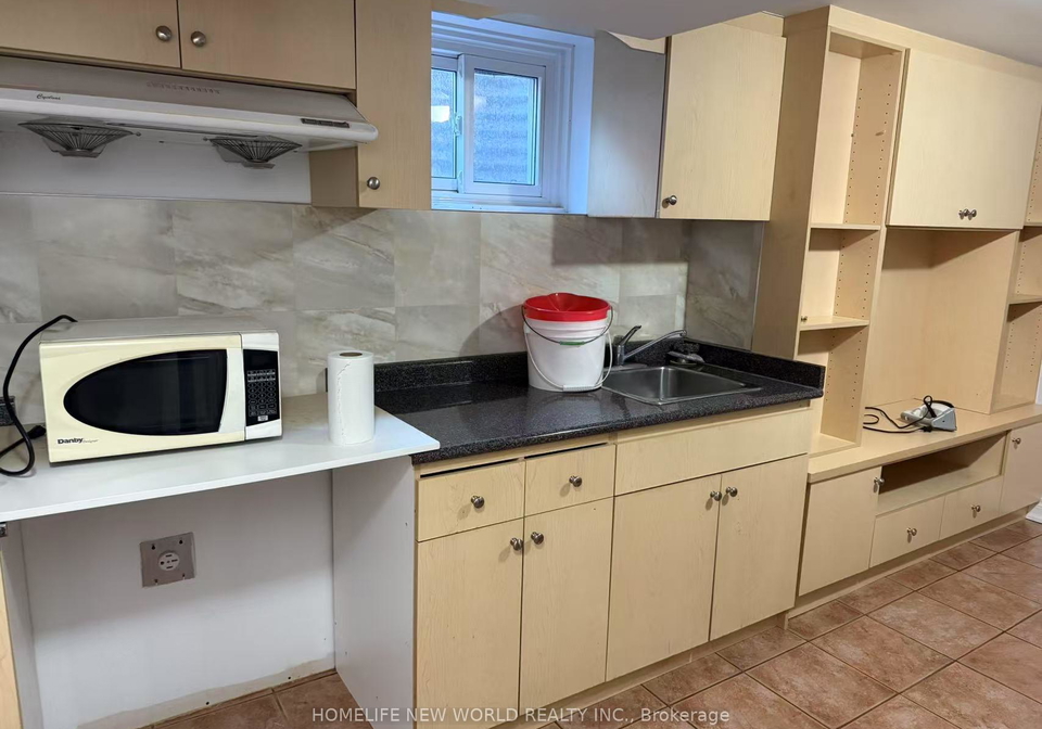 36-rakewood-crescent-scarborough-ontario-e13035816