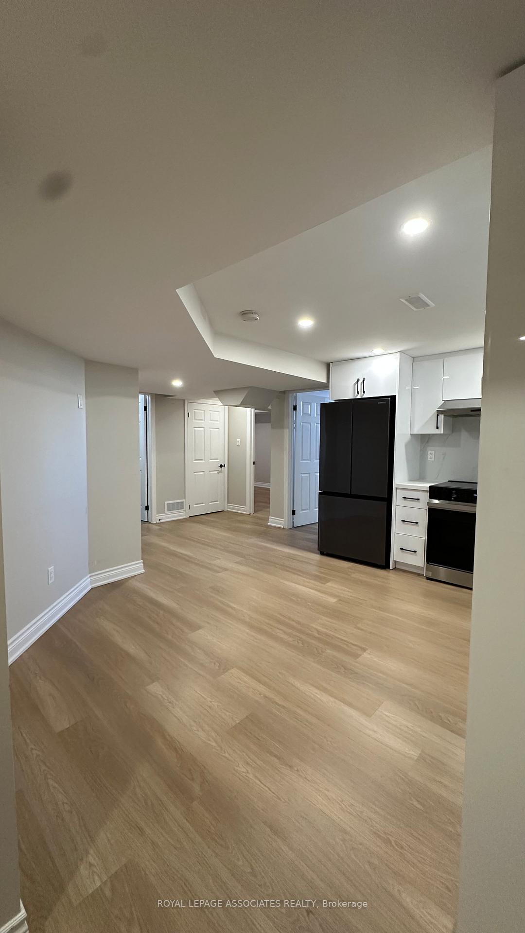 1108-skyridge-boulevard-pickering-ontario-e13035894
