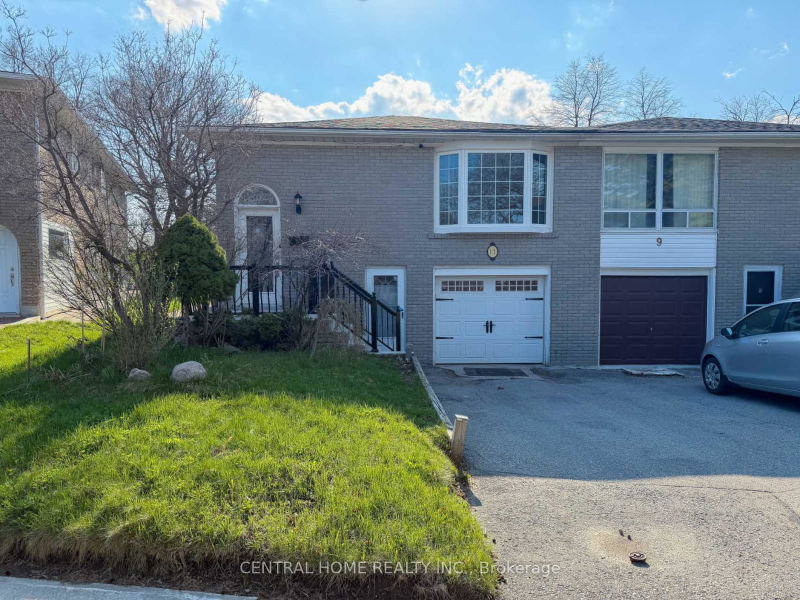 11-tineta-crescent-scarborough-ontario-e13035988