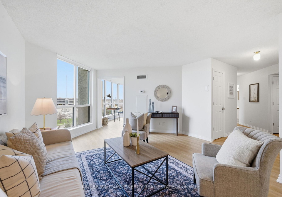 360-watson-street-w-whitby-ontario-e13036602