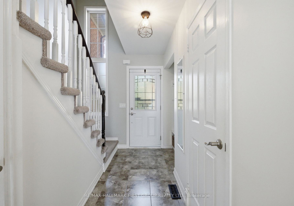 26-trowell-lane-ajax-ontario-e13036684