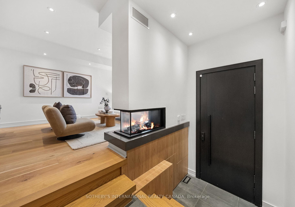 83-virginia-avenue-east-york-ontario-e13037582