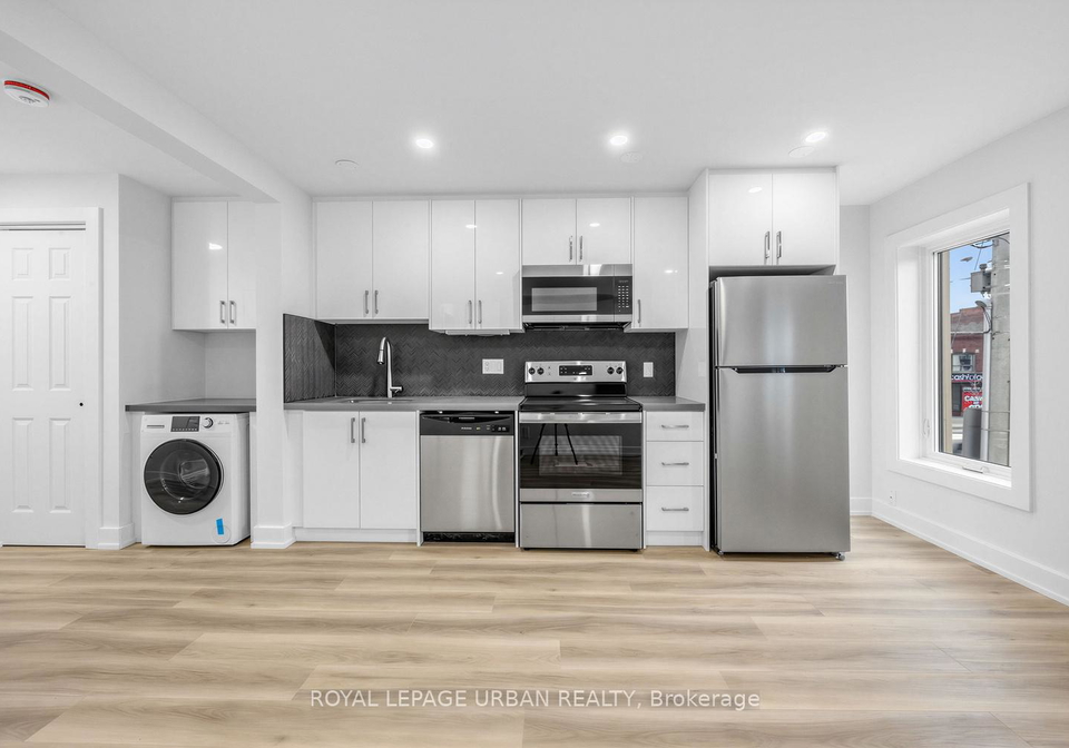 851-danforth-avenue-toronto-ontario-e13037858