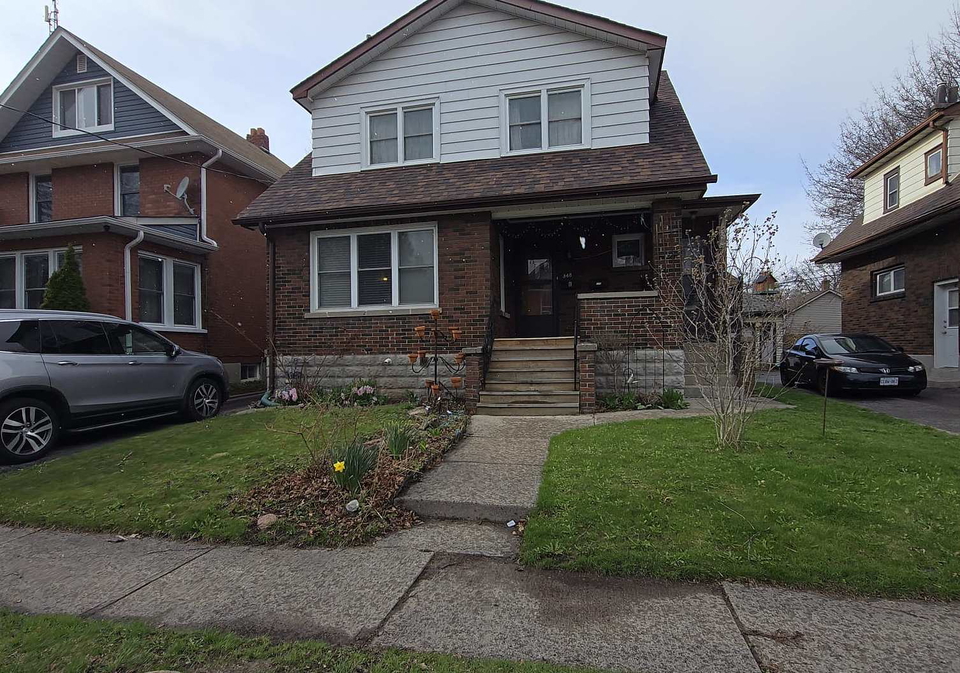 348350-arthur-street-oshawa-ontario-e13038372
