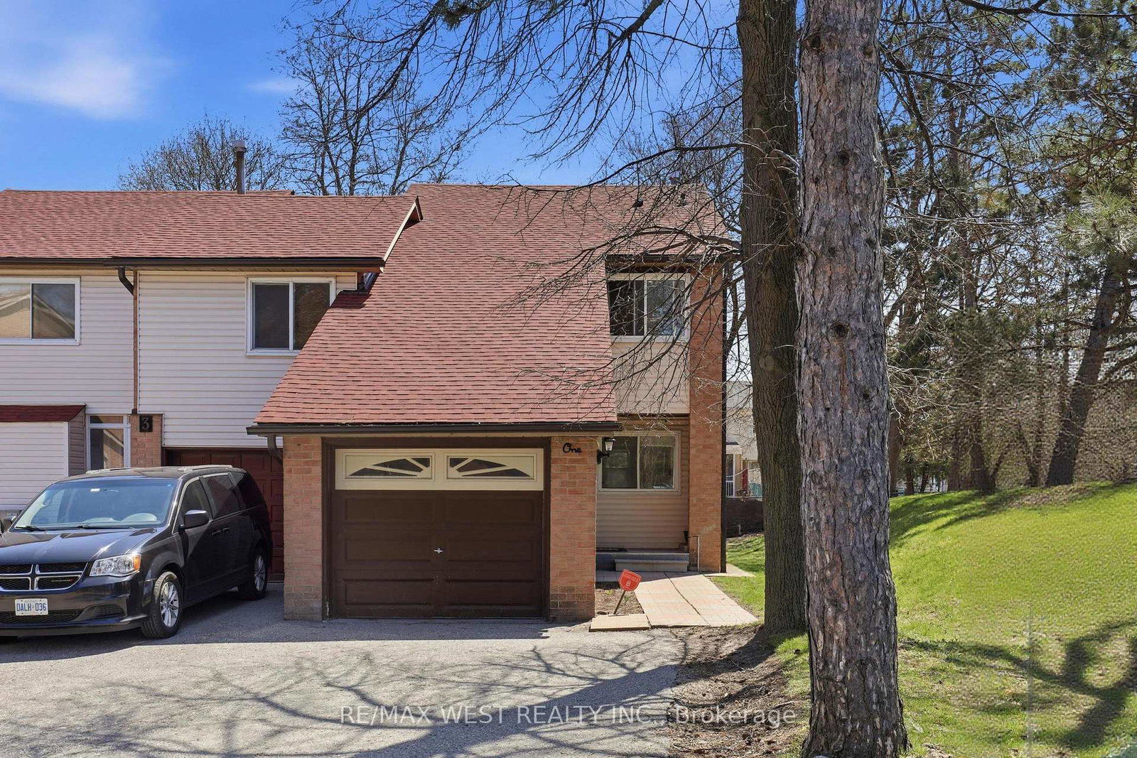 15wickson-trail-scarborough-ontario-e13038612