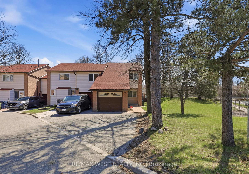 15wickson-trail-scarborough-ontario-e13038612