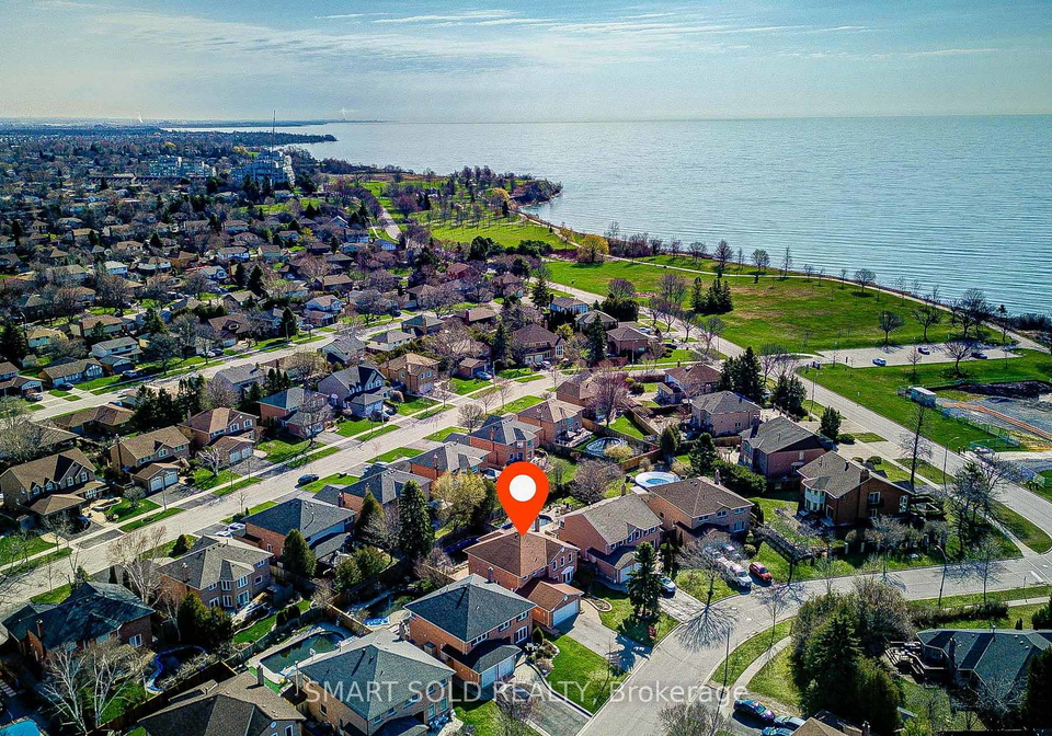 33-love-crescent-ajax-ontario-e13038934