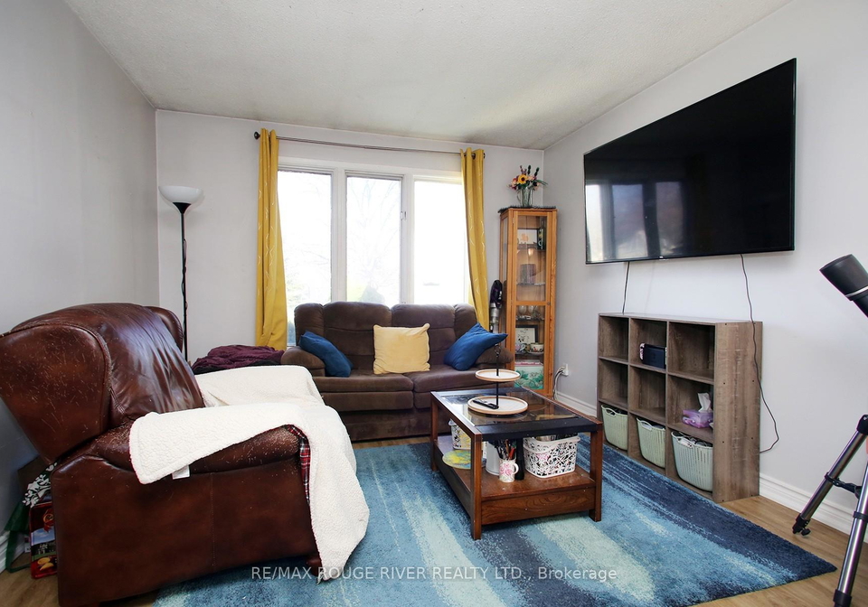 1308-fundy-court-oshawa-ontario-e13039450