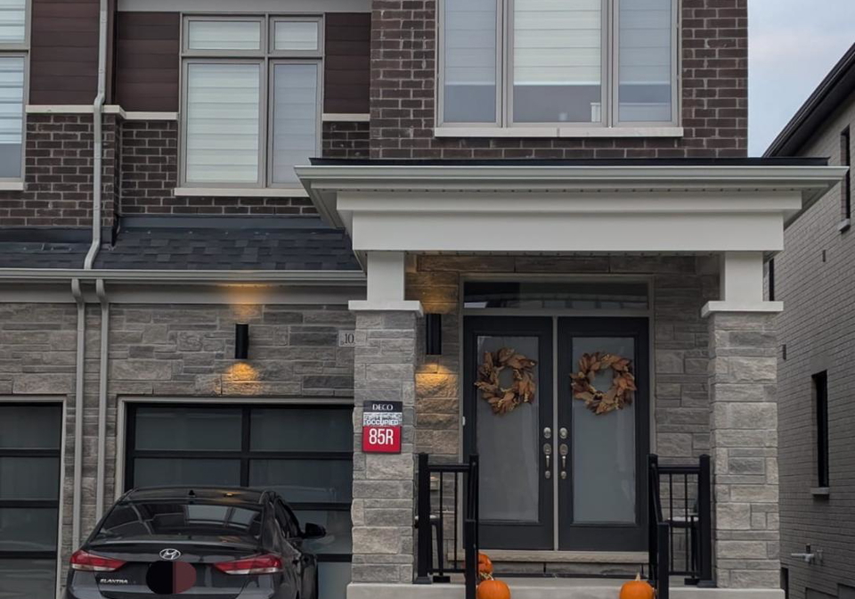 1031-pisces-trail-pickering-ontario-e13040004