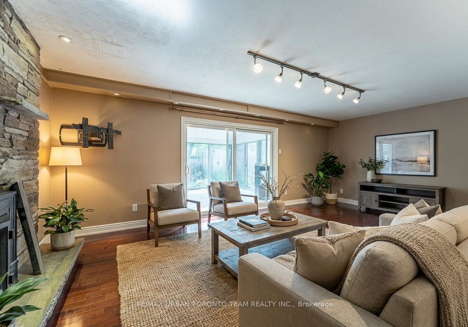 35-brumwell-street-scarborough-ontario-e13040162