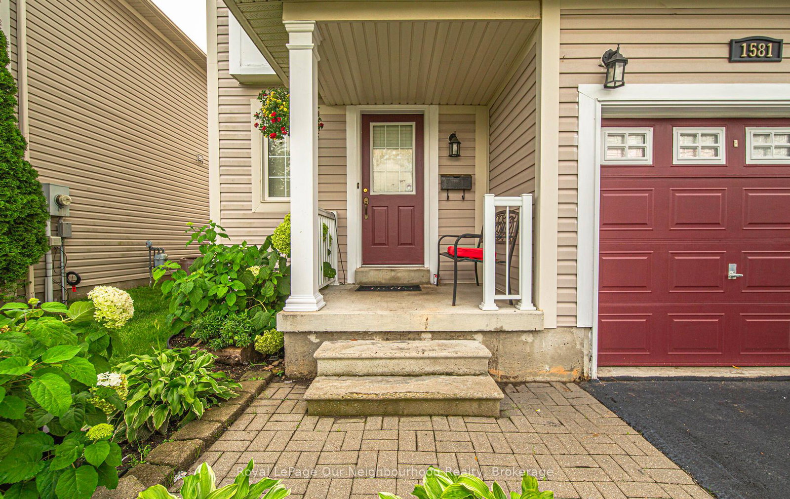 1581-sarasota-crescent-oshawa-ontario-e13040820