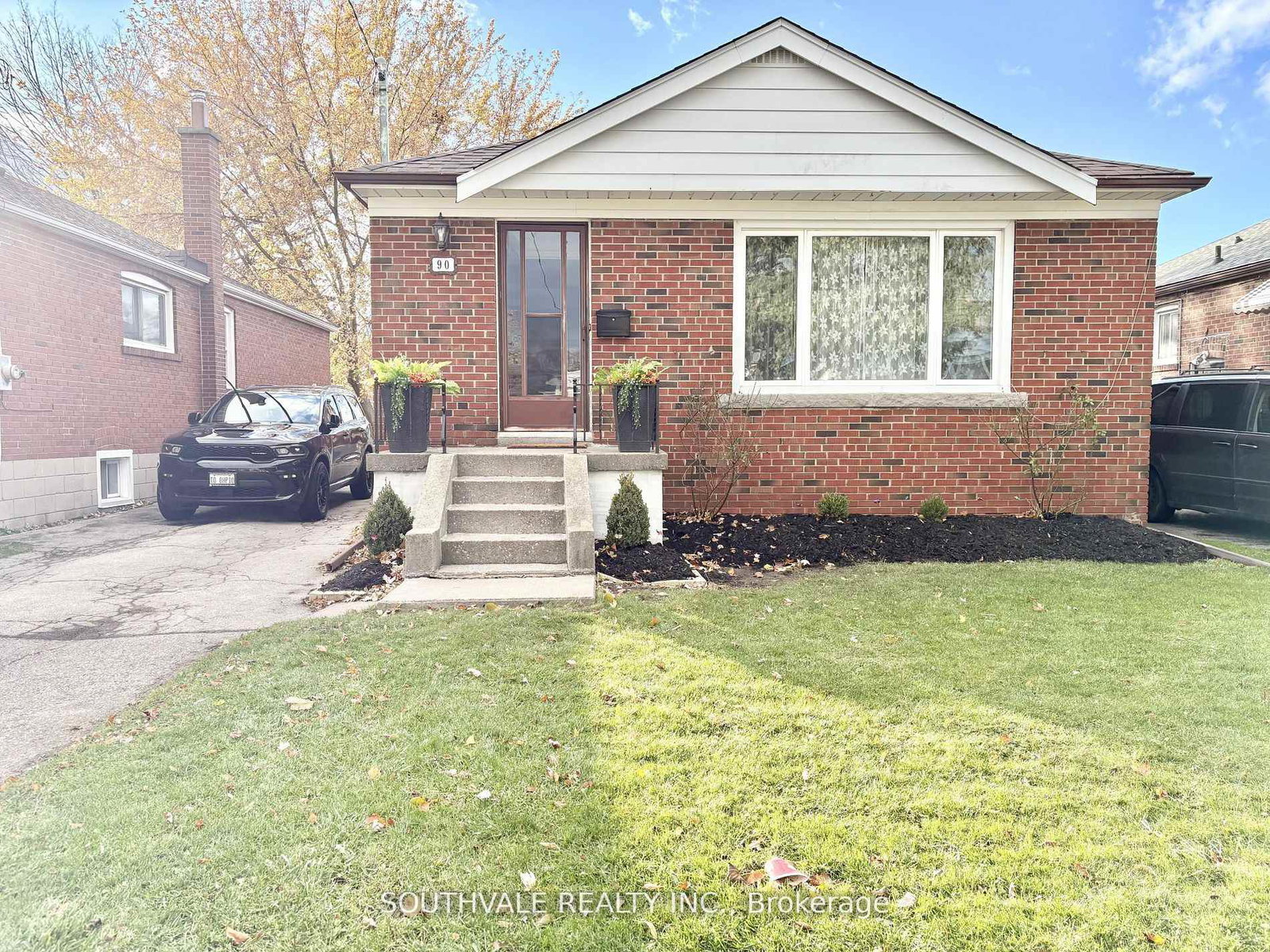 90-trinnell-boulevard-scarborough-ontario-e13041210