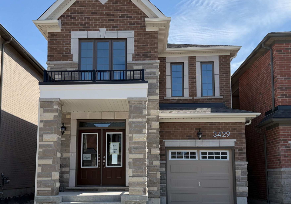 3429-deepglade-path-pickering-ontario-e13041744