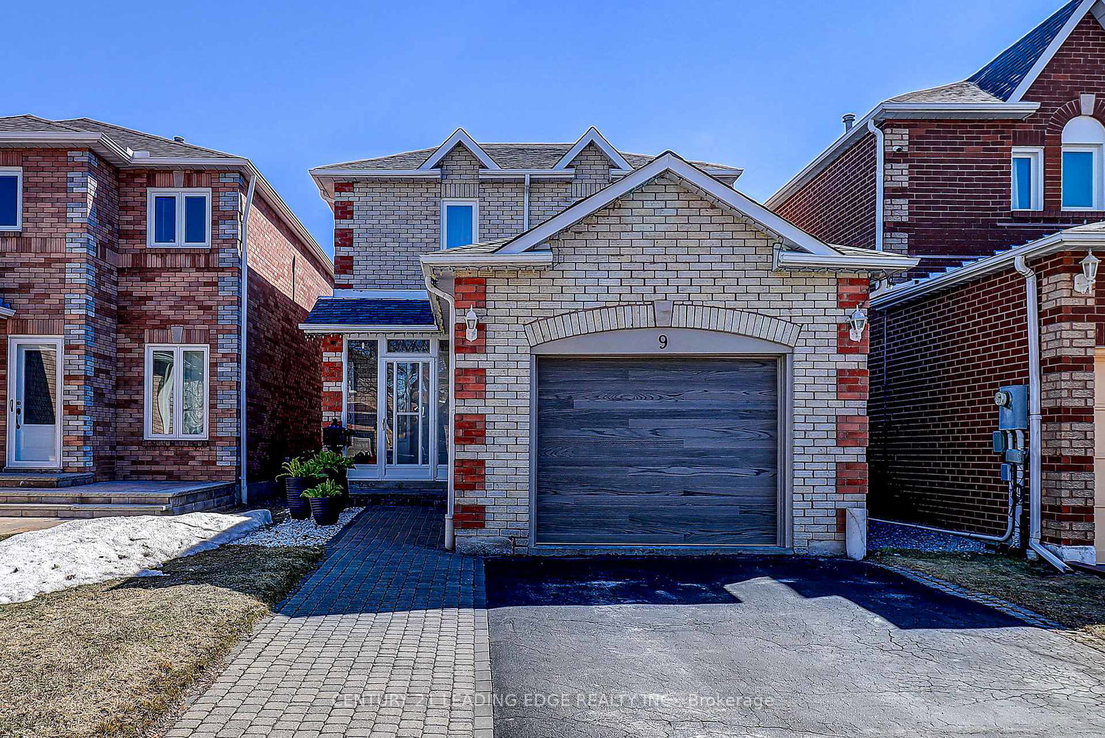 9-card-street-ajax-ontario-e13042322