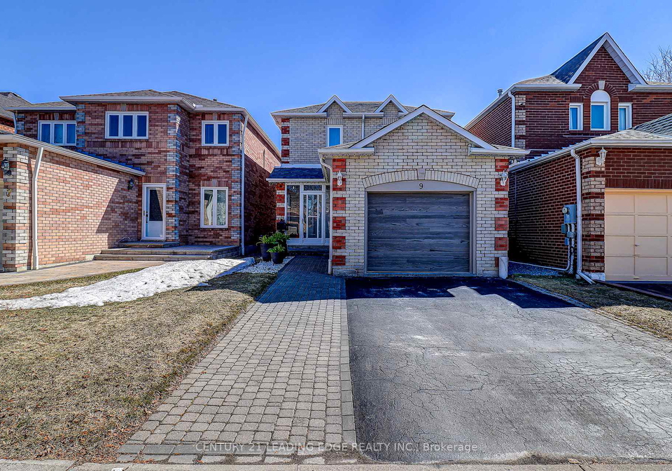 9-card-street-ajax-ontario-e13042322