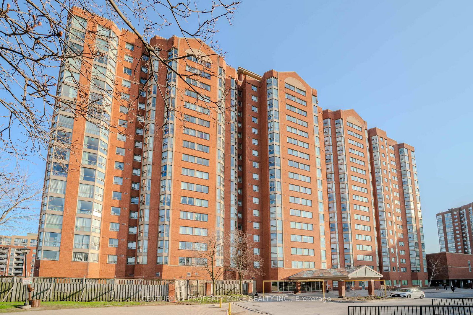 2466-eglinton-avenue-e-scarborough-ontario-e13042750