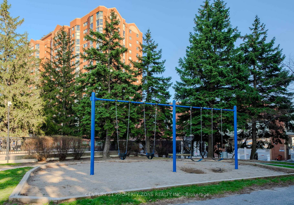2466-eglinton-avenue-e-scarborough-ontario-e13042750