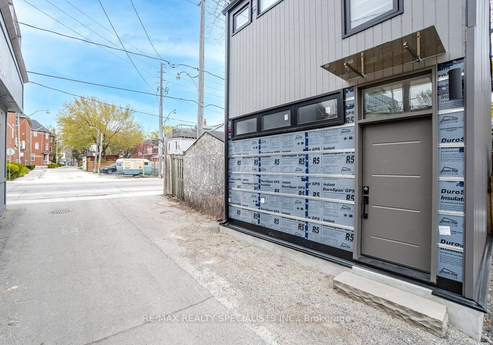238-pape-avenue-toronto-ontario-e13042960