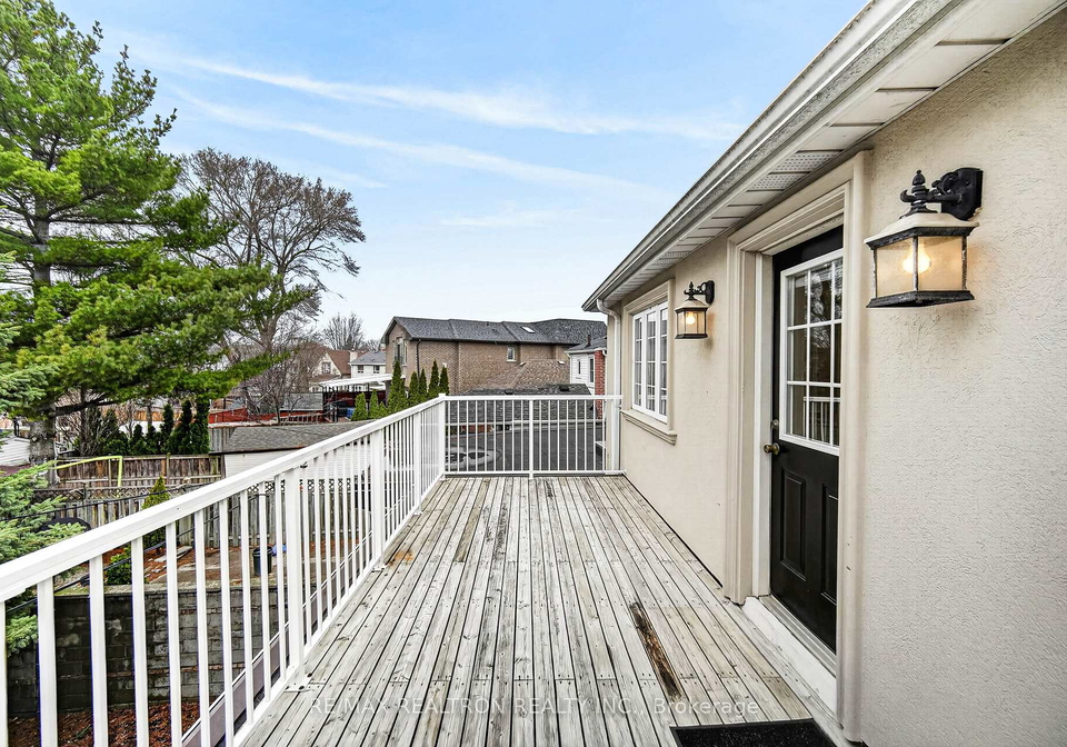 454-donlands-avenue-east-york-ontario-e13043226