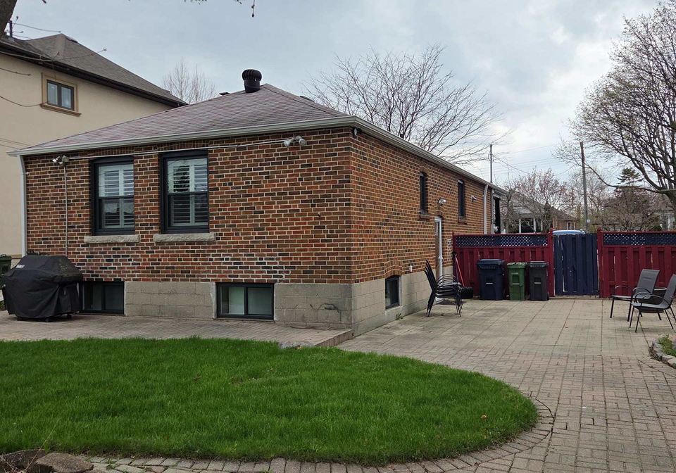 33-alice-crescent-scarborough-ontario-e13043400