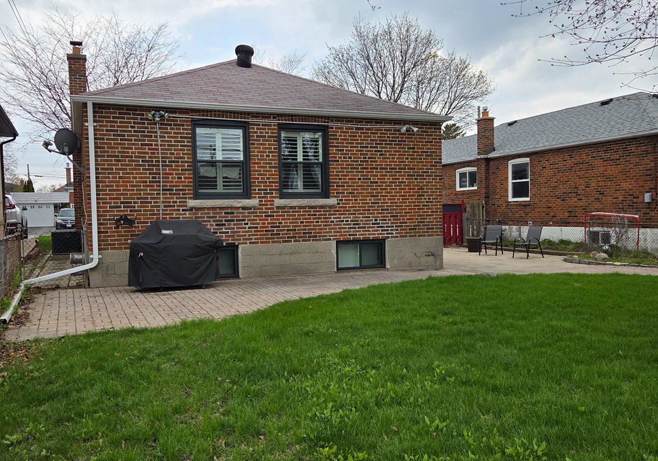 33-alice-crescent-scarborough-ontario-e13043400