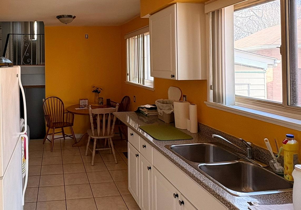 9-syracuse-crescent-scarborough-ontario-e13043596