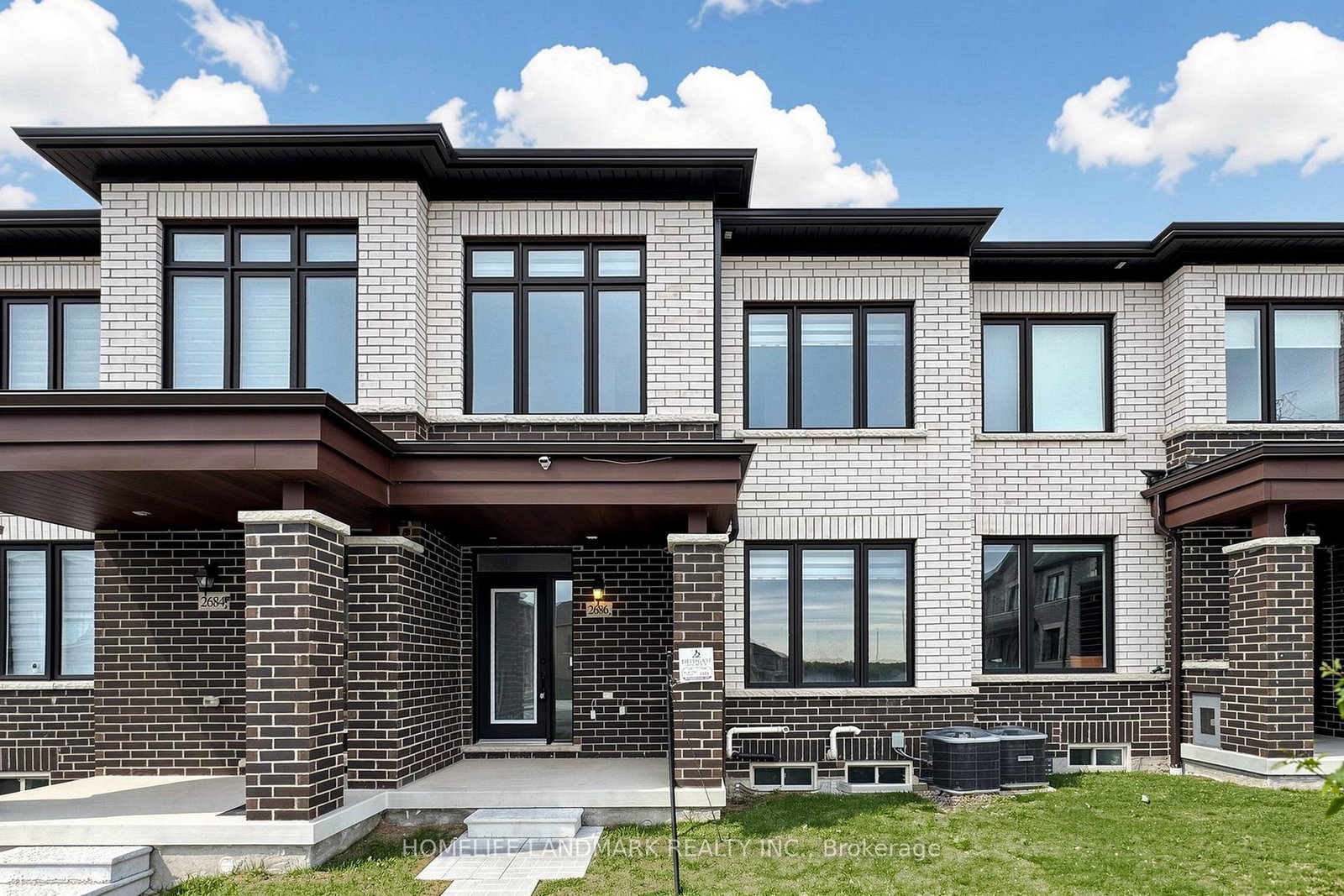 2686-delphinium-trail-pickering-ontario-e13044030