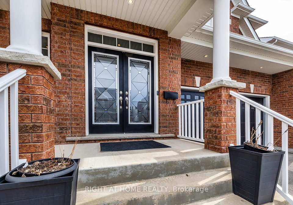 1663-irvine-scott-street-oshawa-ontario-e13044068