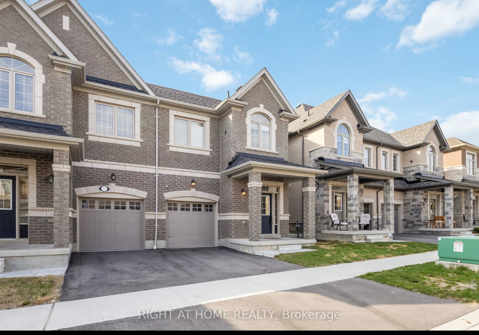 1111-skyridge-boulevard-pickering-ontario-e13044458