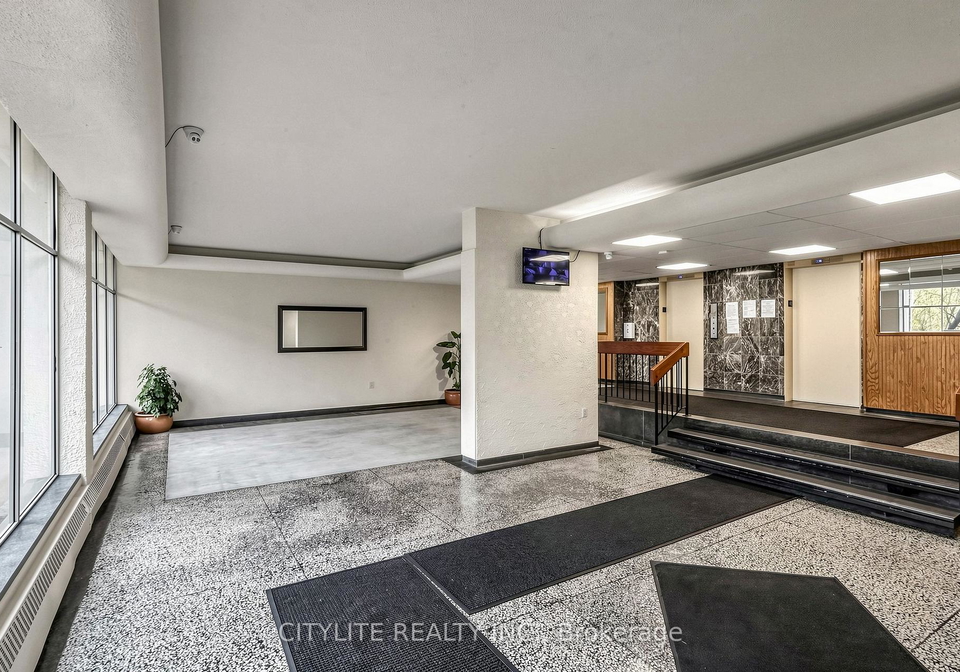 2245-eglinton-avenue-e-scarborough-ontario-e13044964