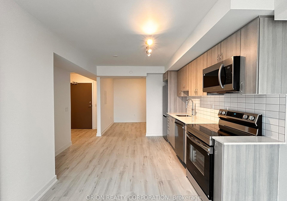 1010-sandy-beach-road-pickering-ontario-e13045112