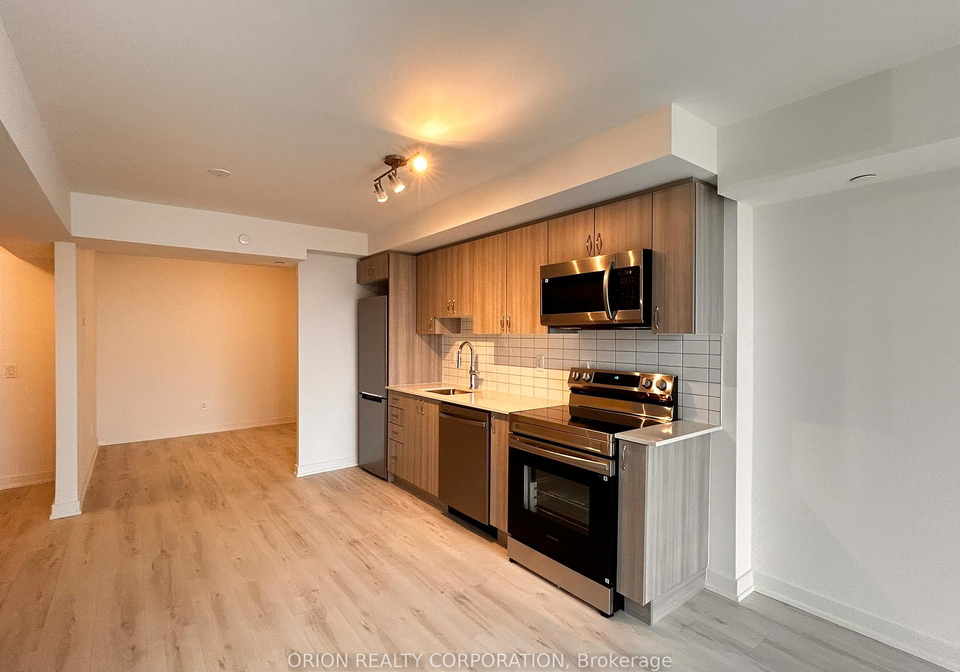 1010-sandy-beach-road-pickering-ontario-e13045112