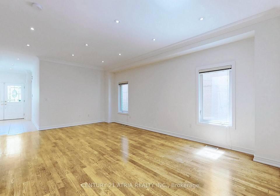 26-aylesworth-avenue-scarborough-ontario-e13045122