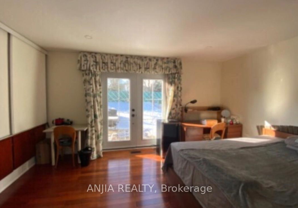 20-colinayre-crescent-scarborough-ontario-e13045594
