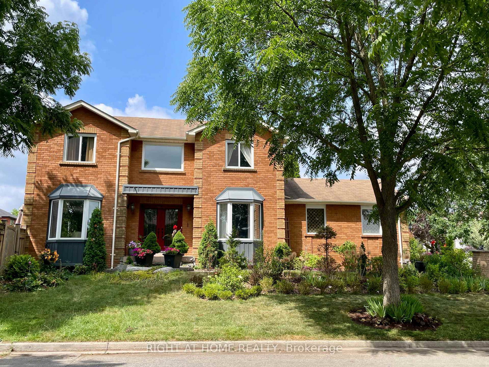 1689-major-oaks-road-pickering-ontario-e13045776