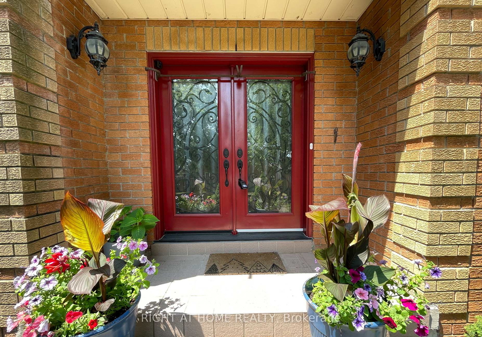 1689-major-oaks-road-pickering-ontario-e13045776