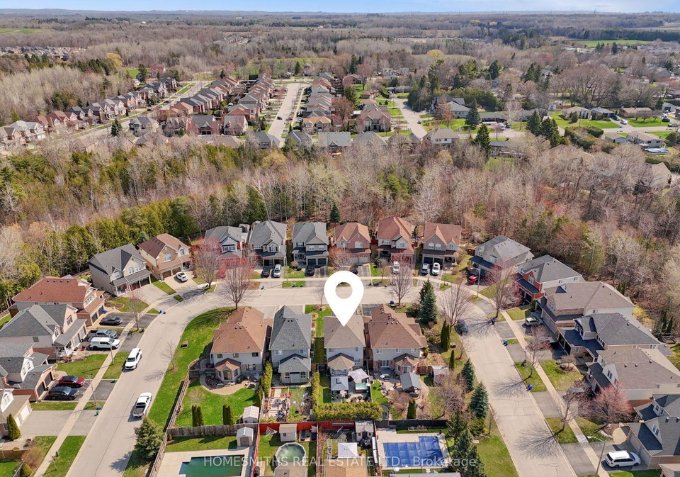 147-sleeman-square-clarington-ontario-e13046434