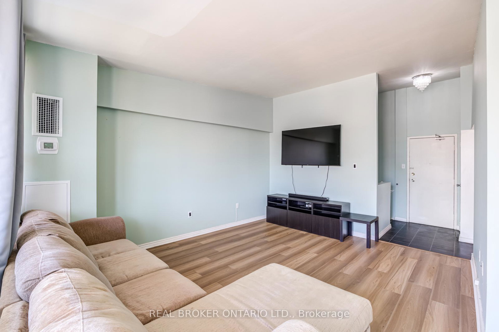 4060-lawrence-avenue-e-scarborough-ontario-e13046590