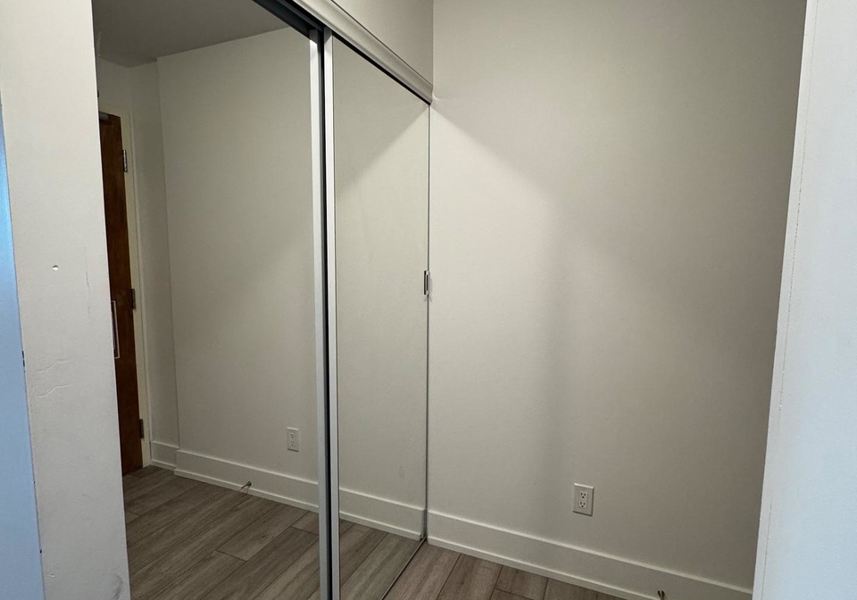1215-bayly-street-pickering-ontario-e13046836