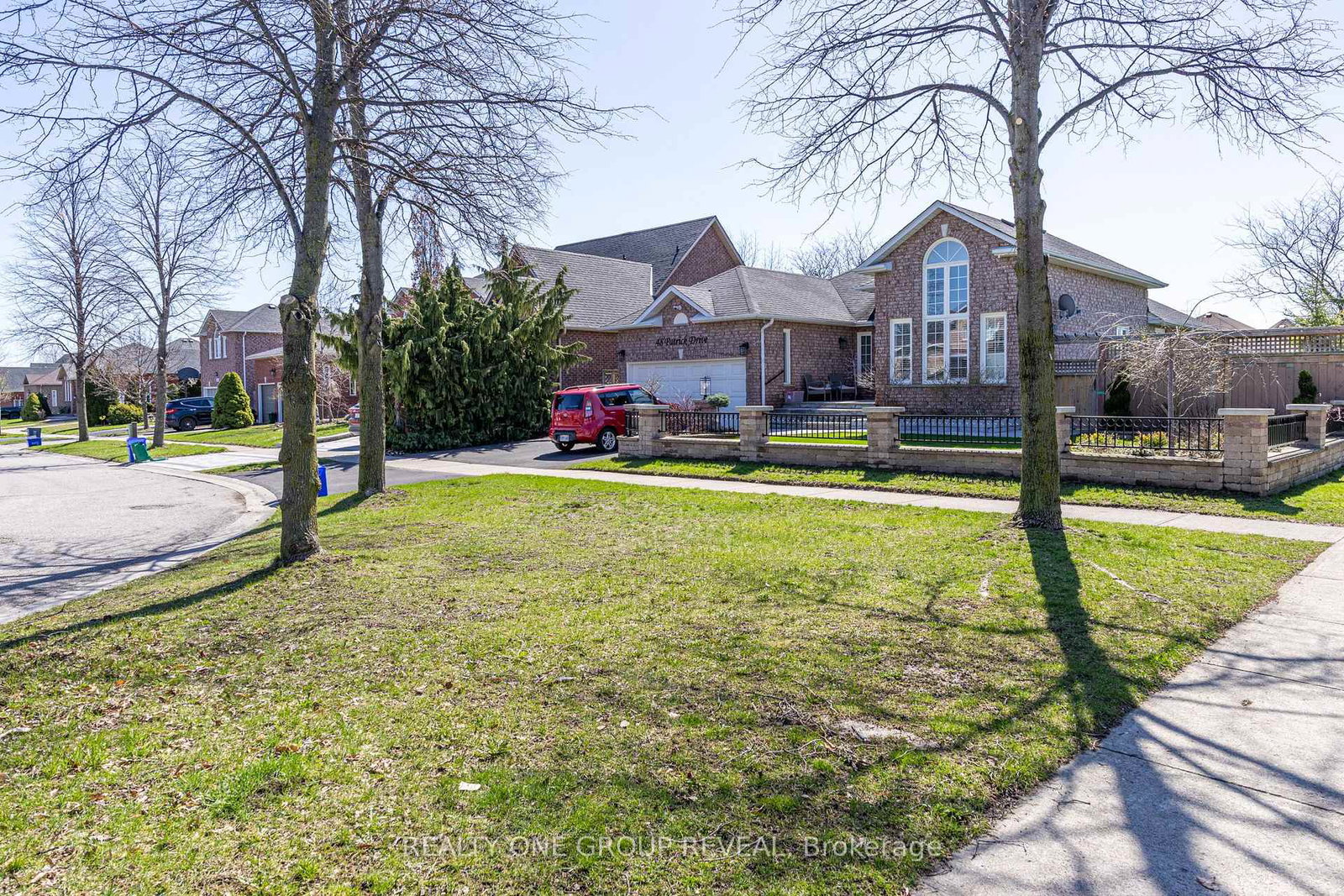 48-patrick-drive-whitby-ontario-e13047190