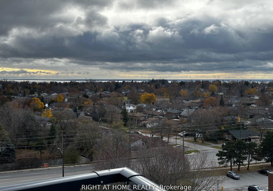 1435-celebration-drive-pickering-ontario-e13047652