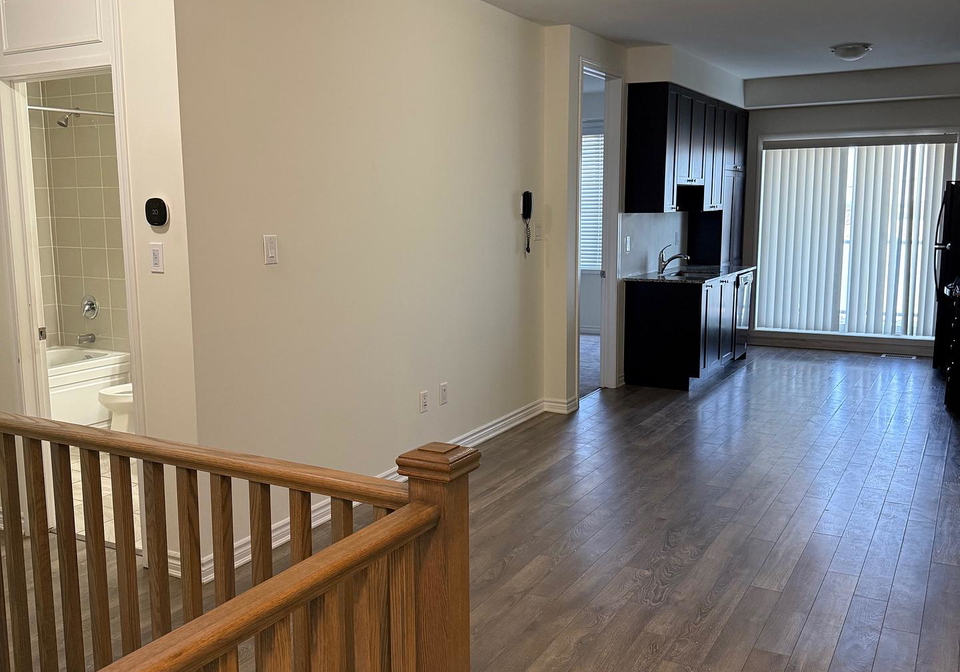 1128-dragonfly-avenue-pickering-ontario-e13047718