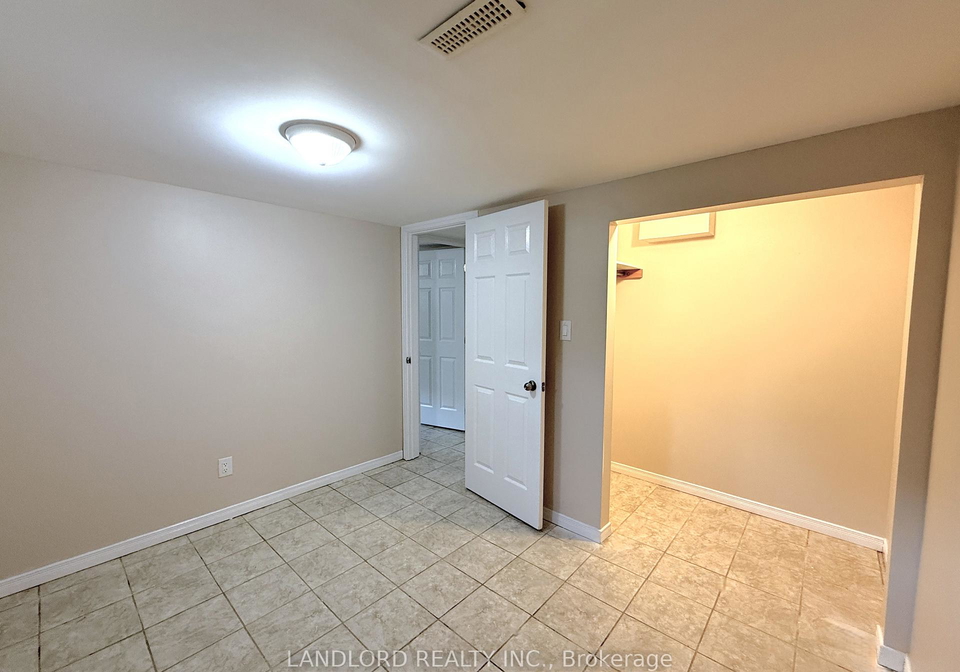 220-ellington-drive-scarborough-ontario-e13047786