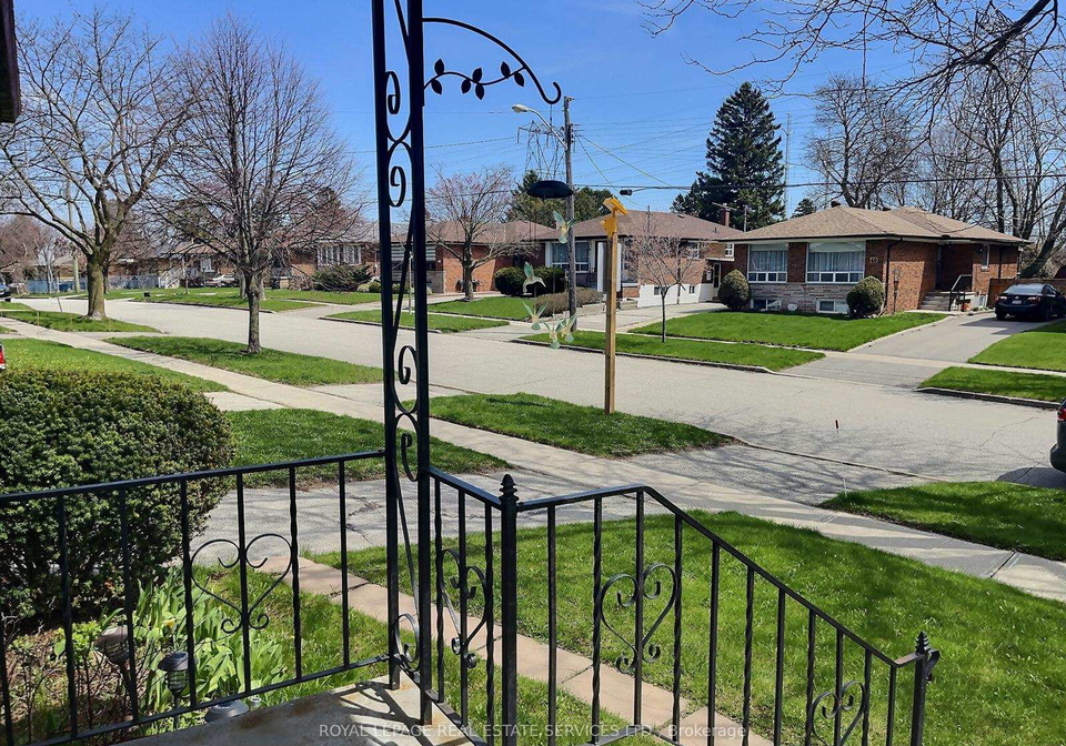 46-jarwick-drive-scarborough-ontario-e13047854