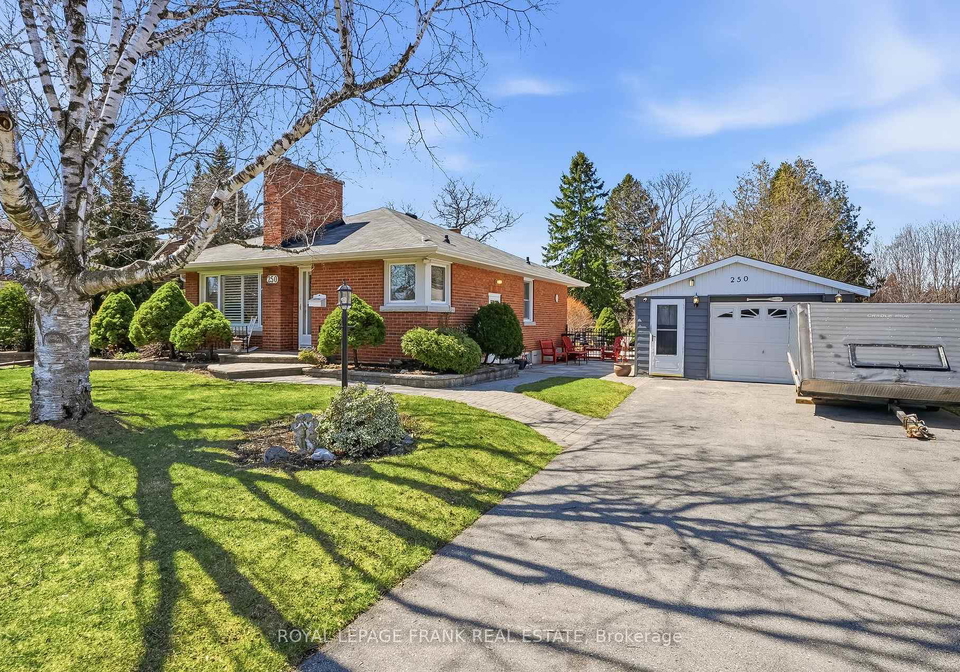 250-meadow-road-whitby-ontario-e13047896